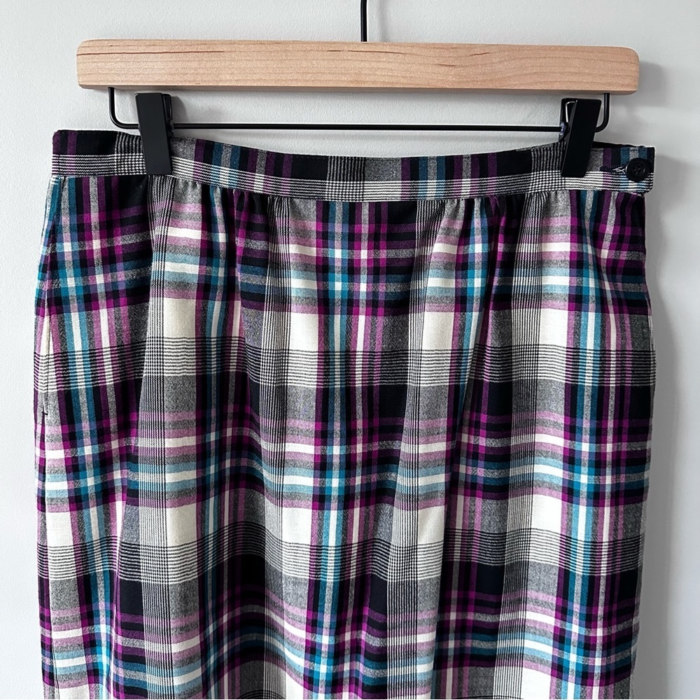 Pendleton Vintage 100% Pure Virgin Wool Plaid Pleated Skirt Sz 12 Purple/Black - Picture 2 of 14